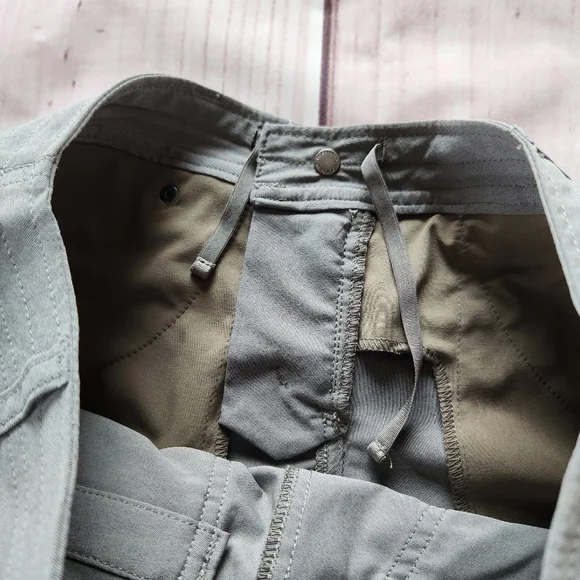 Kuhl "Trekr Kapri" Capri Pants Sage Green Hiking Gorpcore | Women's Size 4 - Picture 9 of 13